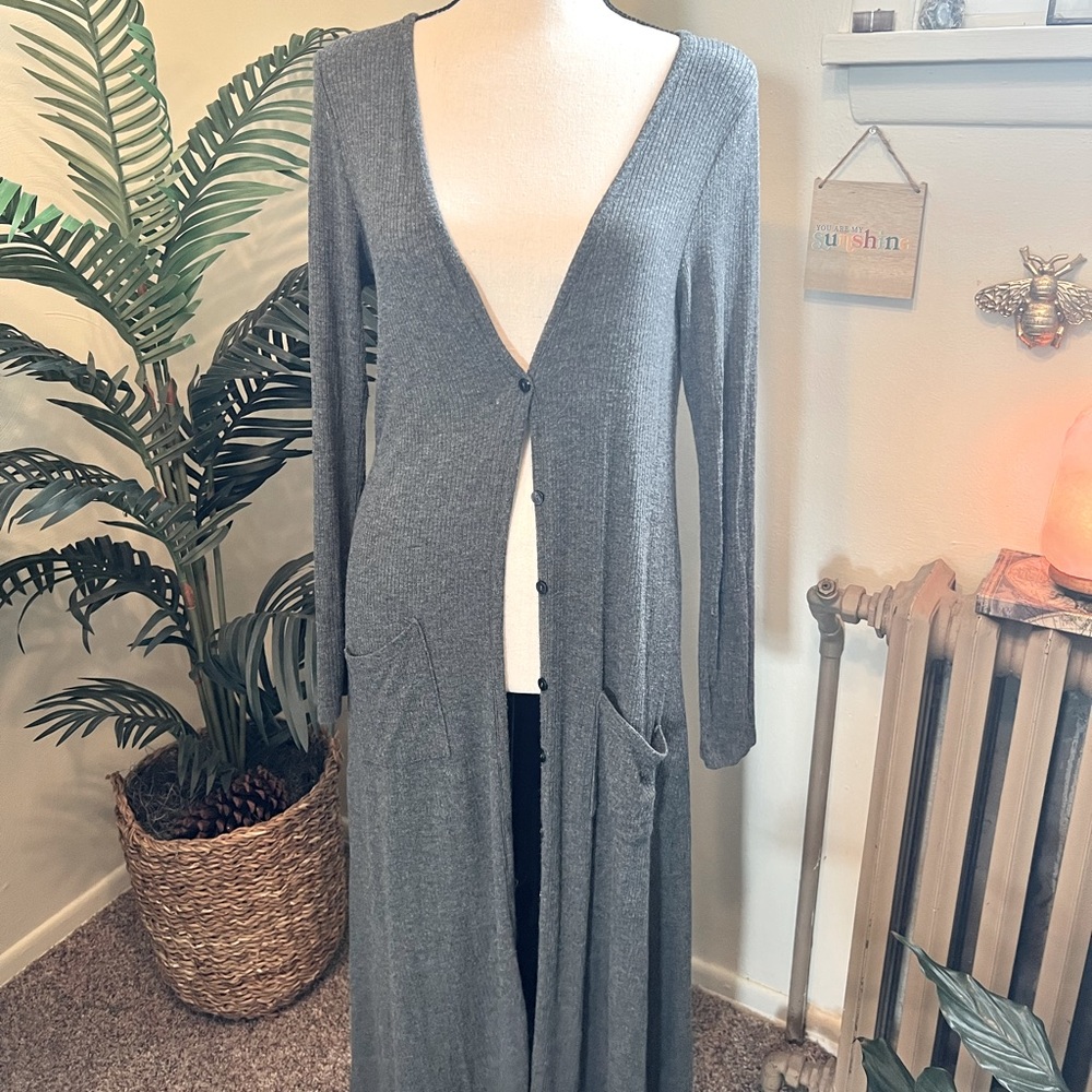 Lulu’s Gray longline duster button up ribbed cardigan (s)